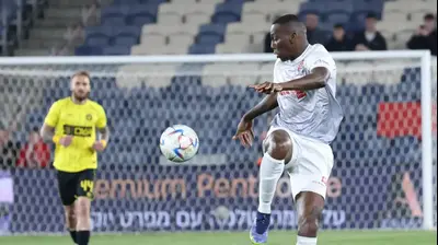 קארנז'י אנטואן, חלוץ הפועל חיפה. דני מרון