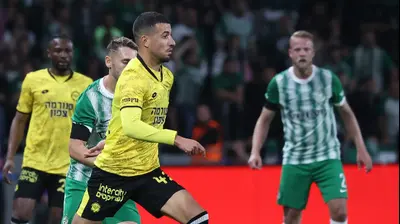 נאסים אואמו שחקן מכבי נתניה. ברני ארדוב