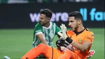 איתמר ניצן שוער מכבי נתניה. ברני ארדוב