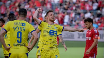 מארק קוסטה בני ריינה חוגג. אריאל שלום