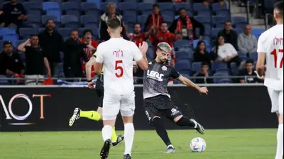 תומר יוספי שחקן הפועל חיפה. קובי אליהו