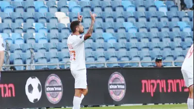 אלמוג בוזגלו סקציה נס ציונה. קובי אליהו