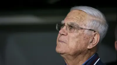 יעקב שחר נשיא מכבי חיפה. מאור אלקסלסי