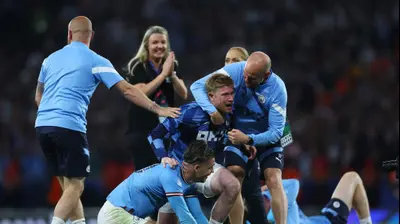 שחקני מנצ'סטר סיטי, קווין דה בראונה, ג'ק גריליש. רויטרס