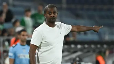 מסאי דגו מאמן מכבי חיפה. ברני ארדוב