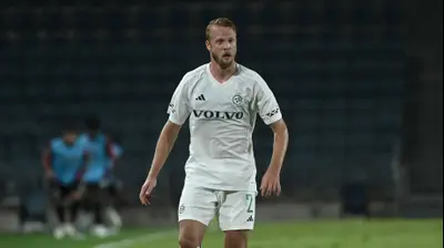 דניאל סונדגרן שחקן מכבי חיפה. ברני ארדוב