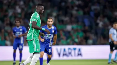 עבדולאי סק שחקן מכבי חיפה. מאור אלקסלסי