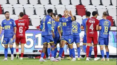 שחקן בני ריינה קייס גאנם אחרי שנפסל לו שער. מאור אלקסלסי