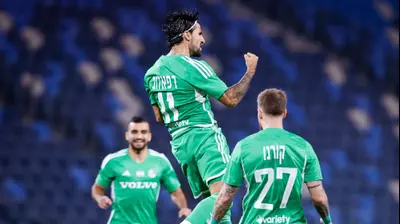 ליאור רפאלוב שחקן מכבי חיפה חוגג שער. מאור אלקסלסי