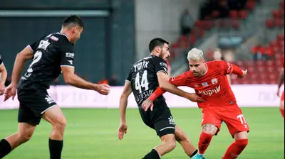 שחקן הפועל באר שבע מול חאתם עבד אלחמיד, שחקן הפועל חיפה. קובי אליהו