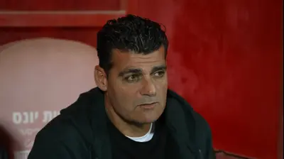 ניסו אביטן מאמן הפועל חדרה. שלומי גבאי