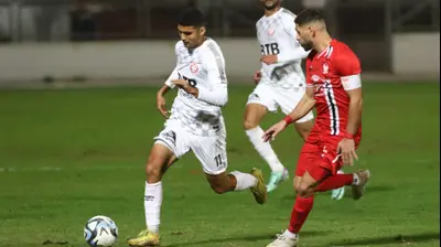 אלעד מדמון הפועל חדרה לצד מארון גנטוס בני סכנין. שלומי גבאי