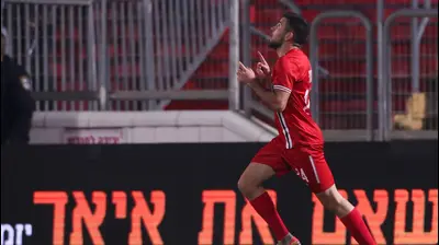 שחקן בני סכנין בסיל חורי. מאור אלקסלסי