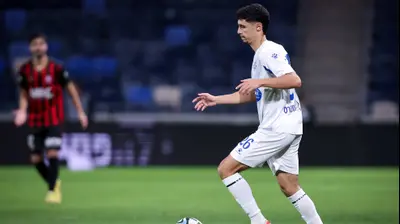 גיא דזנט שחקן מכבי פתח תקוה. מאור אלקסלסי