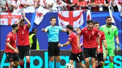 דניאל זיברט שופט כדורגל גרמני. רויטרס