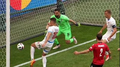 פטריק שיק כובש לזכות נבחרת צ'כיה נגד גיאורגיה. Julian Finney,GettyImages