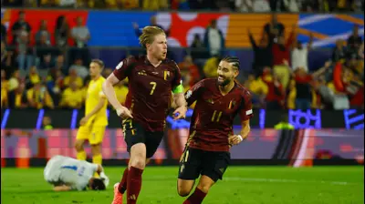 קווין דה בראונה לצד יאניק קראסקו נבחרת בלגיה. רויטרס