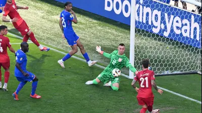 לוקאש סקורופסקי, שוער נבחרת פולין. רויטרס