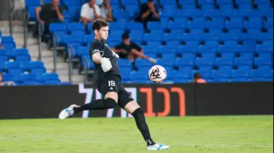 שוער עירוני טבריה דניאל טננבאום. קובי אליהו