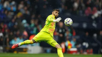 דויד ראיה שוער ארסנל. רויטרס