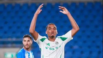 קסנדר סברינה שחקן מכבי חיפה. קובי אליהו