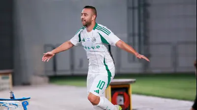 דיא סבע שחקן מכבי חיפה. קובי אליהו