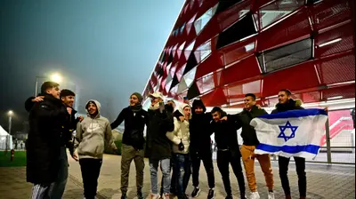 אוהדי נבחרת ישראל לפני המשחק מול נבחרת בלגיה. רויטרס