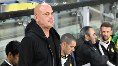 יוסי אבוקסיס, מאמן מכבי נתניה. ברני ארדוב