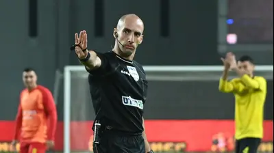 גל לייבוביץ', שופט כדורגל. ברני ארדוב