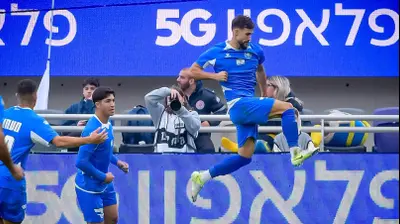 שחקן מכבי פתח תקוה ויטלי דמשקאן. אריאל שלום