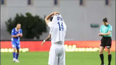 דודי טויטו שחקן עירוני קרית שמונה. קובי אליהו