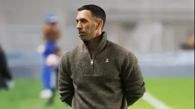 אסף נימני מאמן הפועל חדרה. קובי אליהו