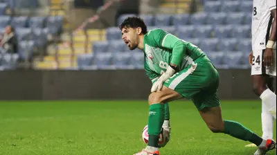 גיא הרמן שוער הפועל חדרה. קובי אליהו