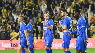 שחקני בני סכנין מאוכזבים. ברני ארדוב