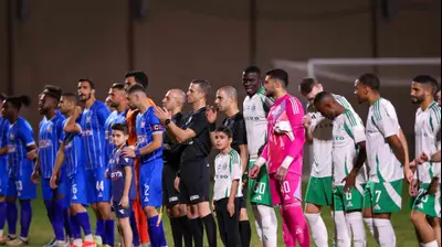 שחקני מכבי חיפה לצד שחקני בני סכנין. מאור אלקסלסי