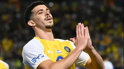 דור תורג'מן שחקן מכבי תל אביב חוגג שער. ברני ארדוב