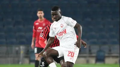 קינגס קאנגווה שחקן הפועל באר שבע. ברני ארדוב