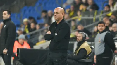 יוסי אבוקסיס, מאמן מכבי נתניה. ברני ארדוב