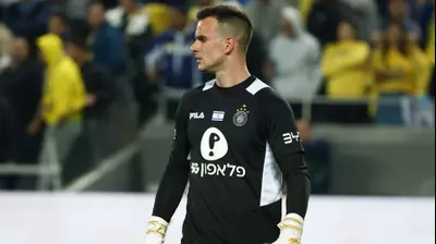 שוער מכבי תל אביב, סימון סלוגה. דני מרון