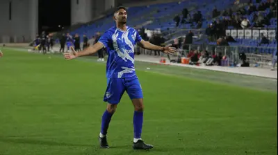 שחקן עירוני קרית שמונה, לידור כהן. שלומי גבאי