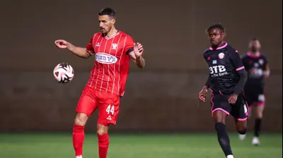 חאתם עבד אלחמיד שחקן בני סכנין לפני גודסוויי דוניו שחקן הפועל חדרה. מאור אלקסלסי