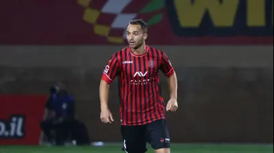 עמית גלזר שחקן הפועל ירושלים. דני מרון