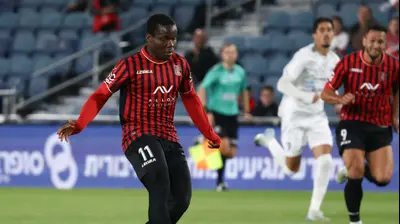 סדריק דון שחקן הפועל ירושלים. דני מרון