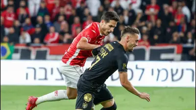 הלדר לופס, הפועל באר שבע לצד עומר אצילי, בית