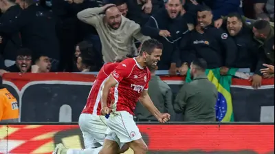 מיגל ויטור שחקן הפועל באר שבע חוגג שער. דני מרון