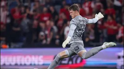 ניב אליאסי שוער הפועל באר שבע. מאור אלקסלסי