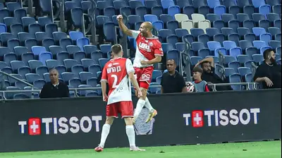 דור חוגי שחקן הפועל חיפה חוגג שער. לילך וייס רוזנברג