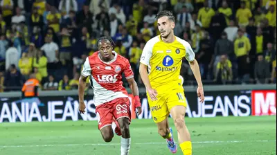 נמניה סטואיץ' שחקן מכבי תל אביב לפני טיימוקו דיארה שחקן מכבי תל אביב. לילך וייס רוזנברג