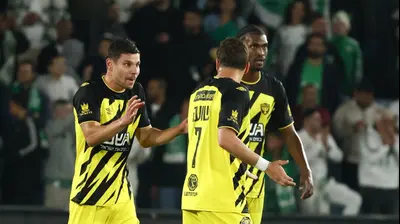 גריגורי מורוזוב לצד ירדן שועה, בית