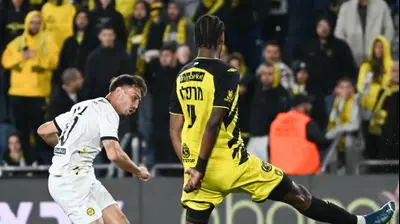 עוז בילו שחקן מכבי נתניה. ברני ארדוב